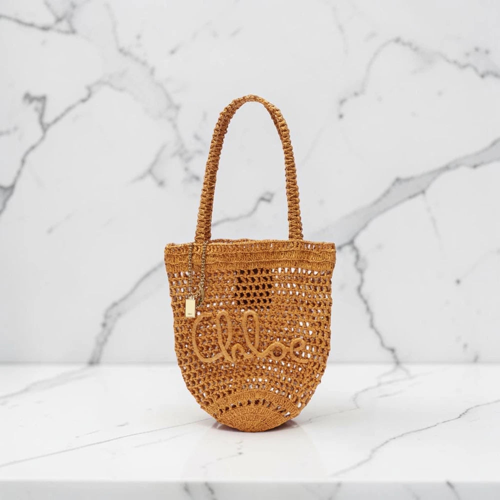 Chloé | Summer Banana tote bag in raffia