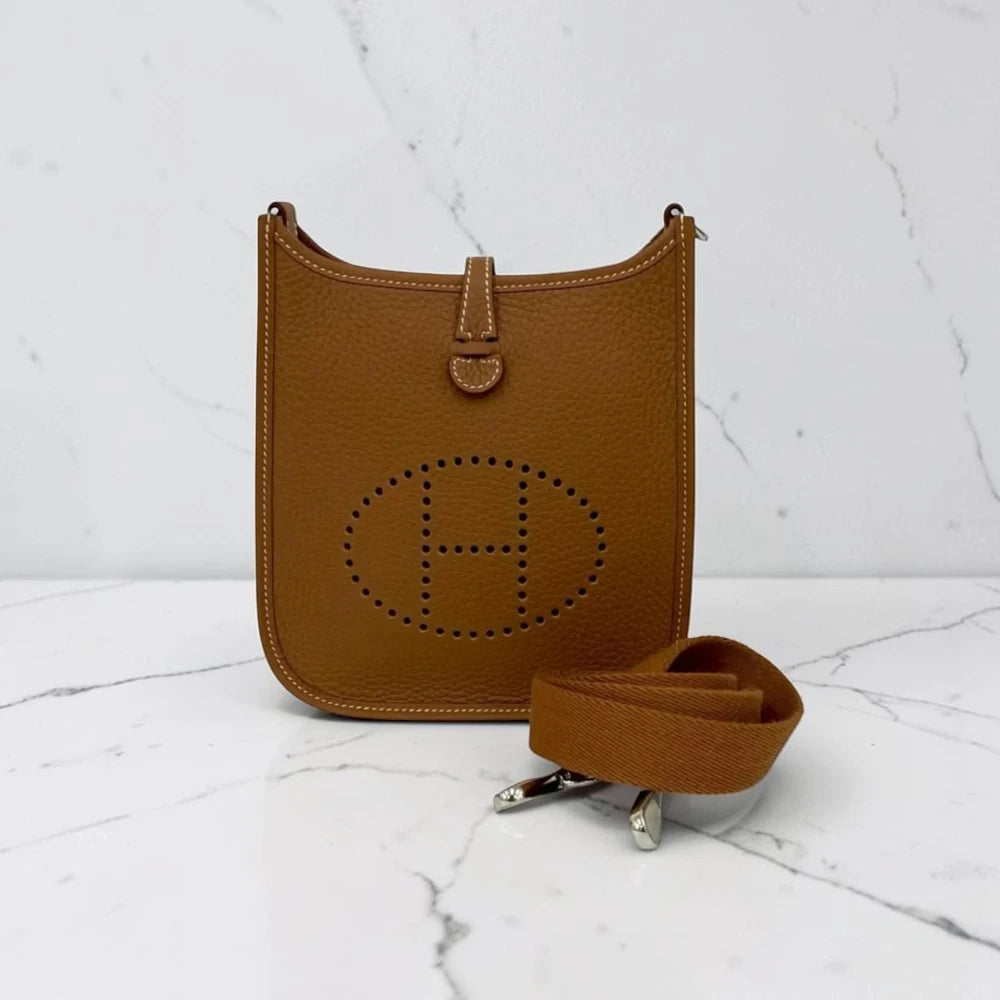 Hermès | 2024 Clemence Evelyne 16 TPM crossbody bag