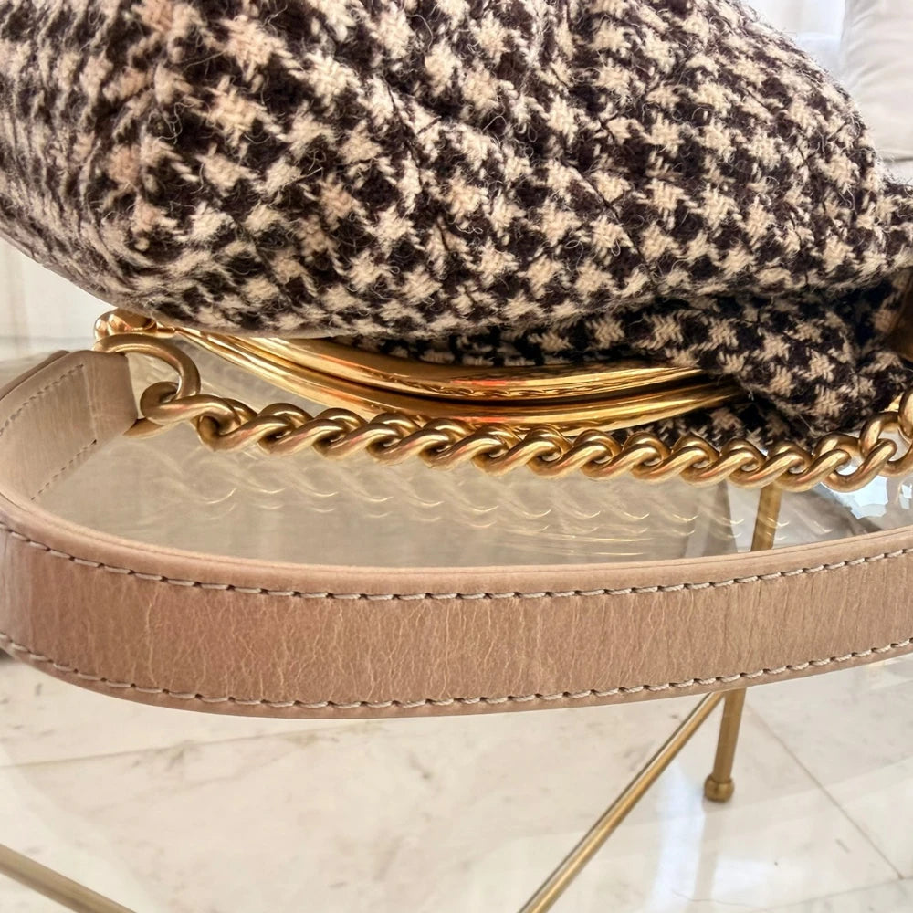 Chanel | 2015-2016 Medium Chanel Tabatière Tweed & Calfskin Kisslock Crossbody Bag