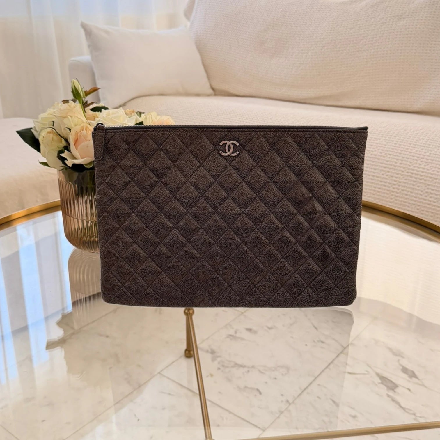 Chanel  | Large Crinkled Patent O Case clutch bag