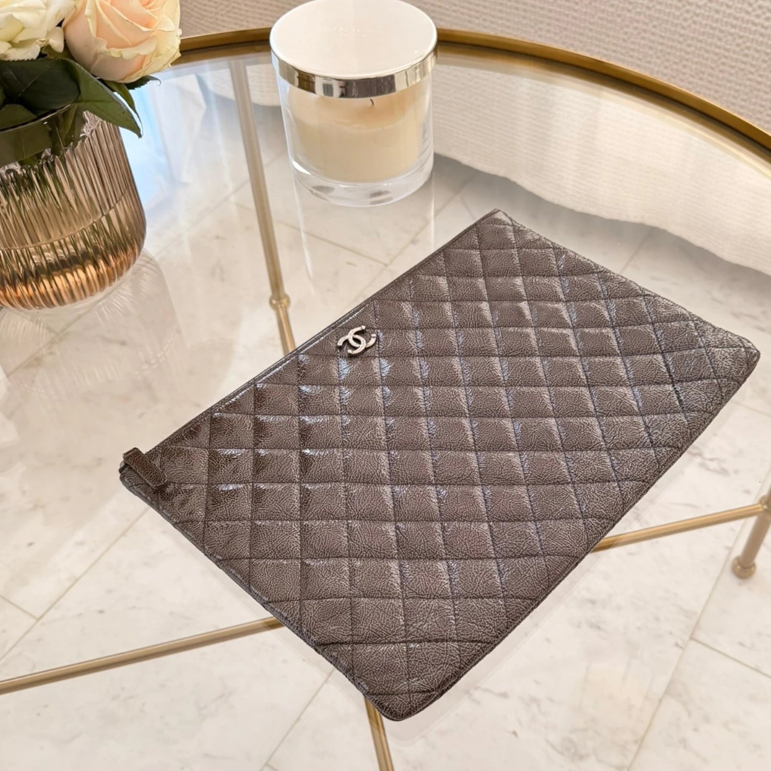 Chanel  | Large Crinkled Patent O Case clutch bag