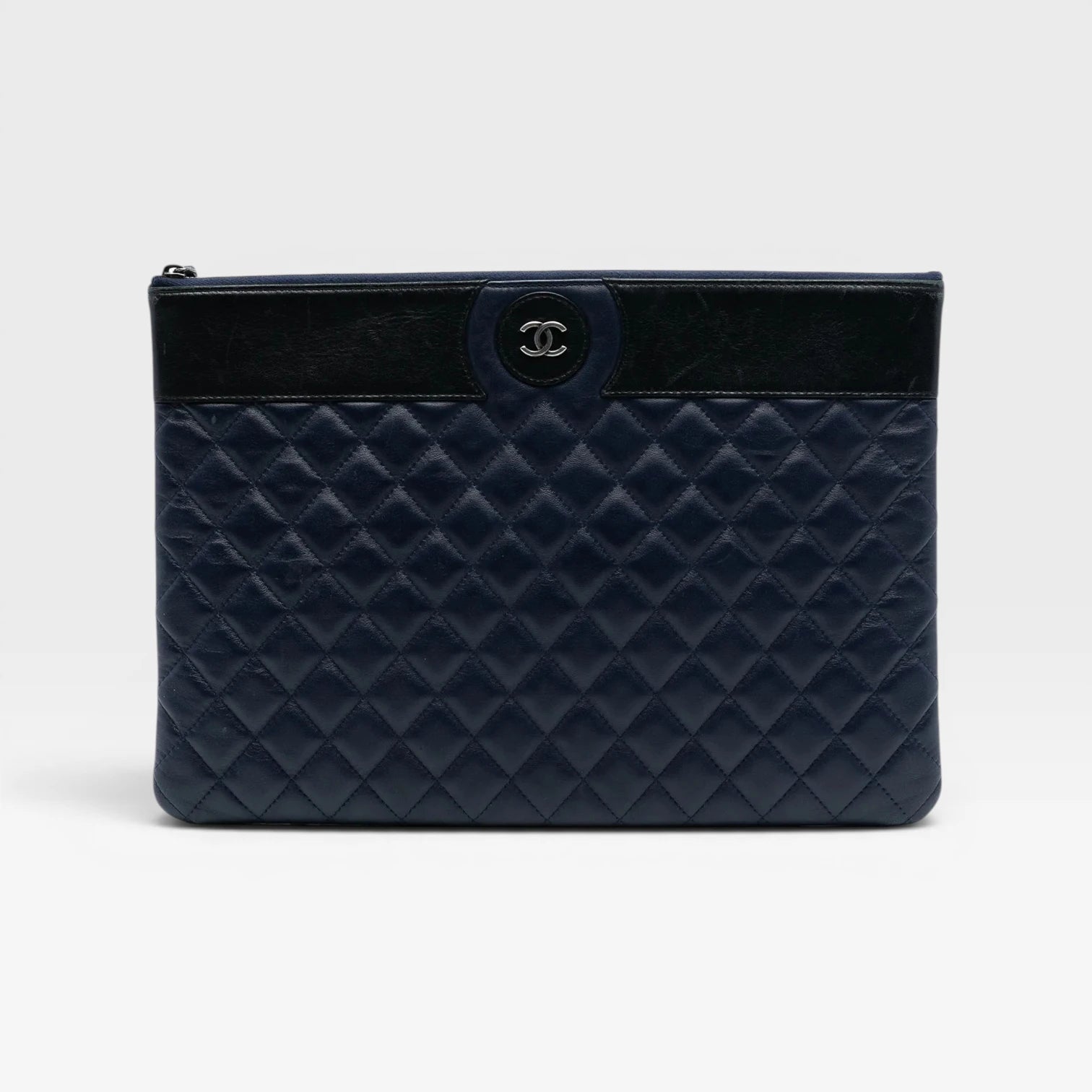 Chanel  | Large CC Bicolor Quilted Lambskin clutch bag