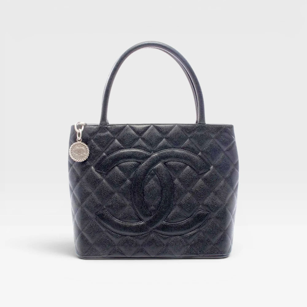 Chanel | 2003-2004 Caviar Medallion tote bag