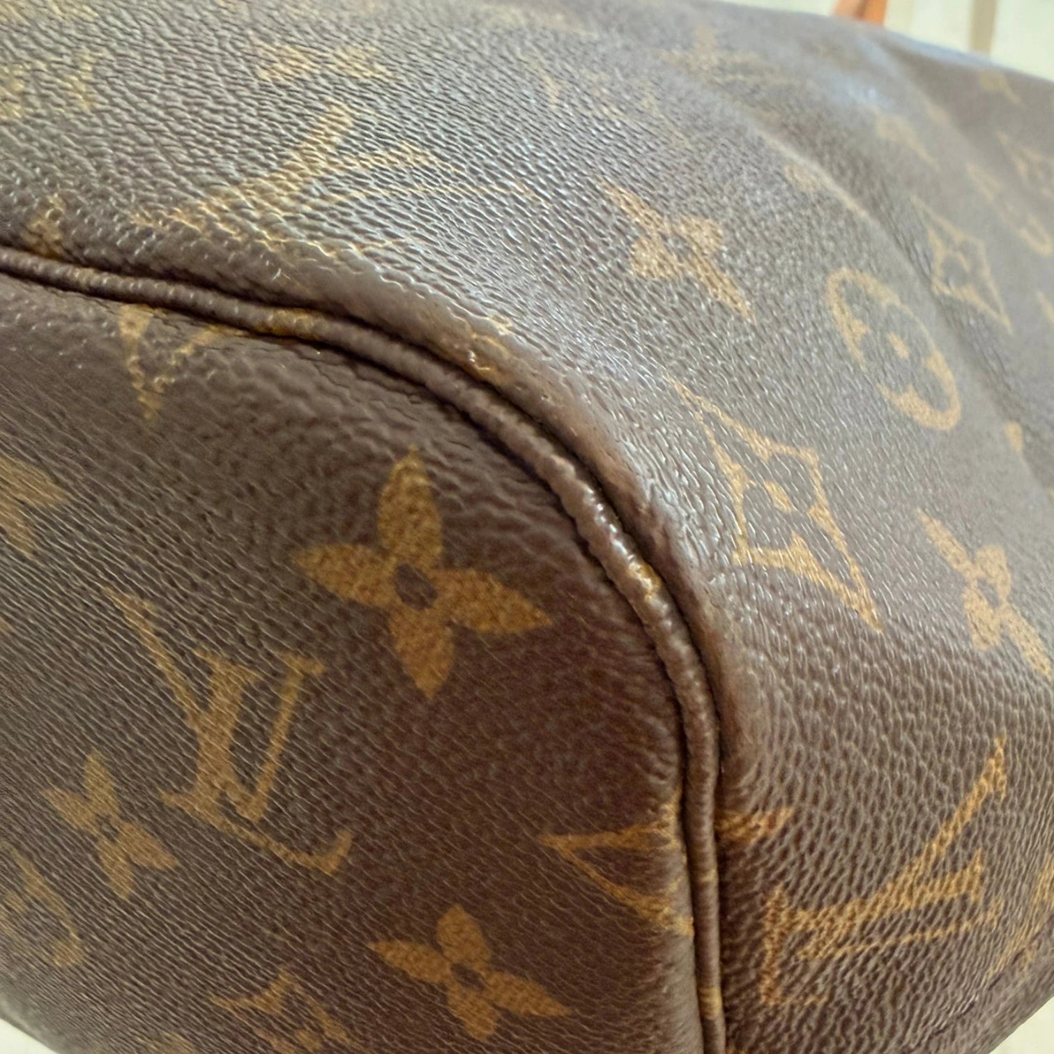 Louis Vuitton | Monogram Neverfull MM tote bag