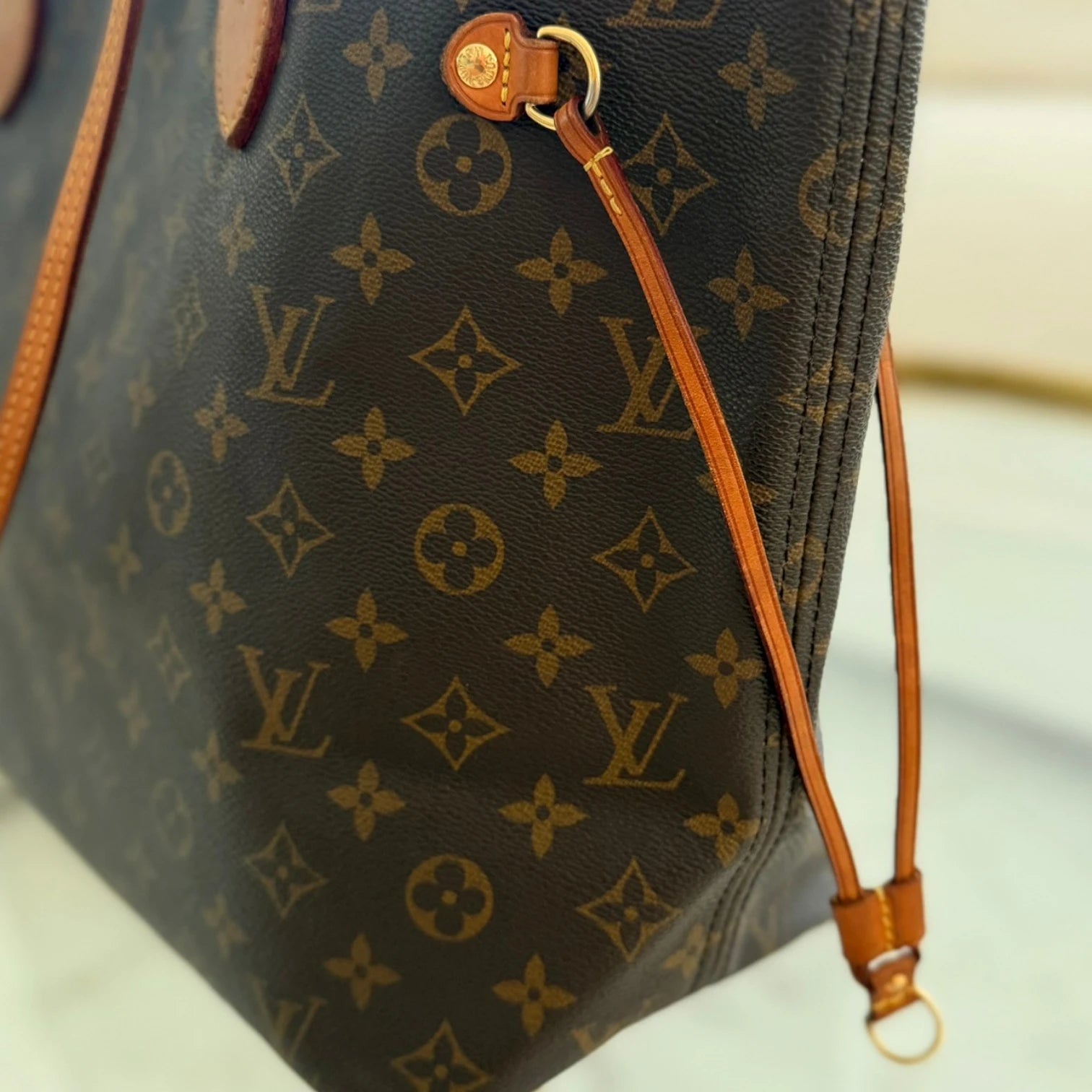Louis Vuitton | Monogram Neverfull MM tote bag