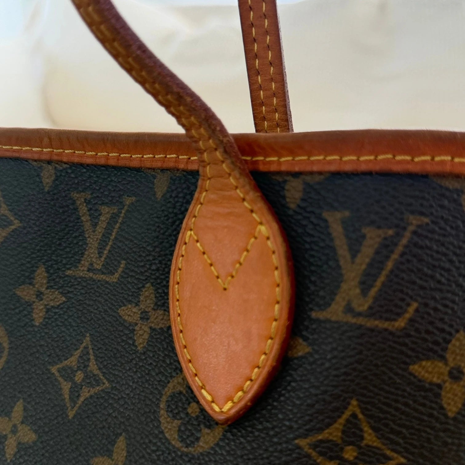 Louis Vuitton | Monogram Neverfull MM tote bag
